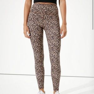 American Eagle Leopard Print High Waist Leggings